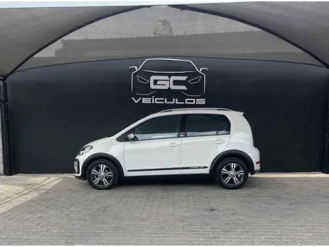 Volkswagen CROSS UP 1.0 TSI 12V FLEX 4P MANUAL 4 portas