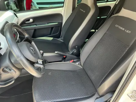 CROSS UP 1.0 TSI 12V