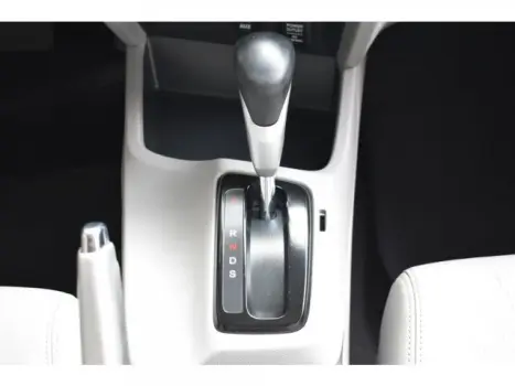 CIVIC - 1.8 EXS 16V 4P AUTOMÁTICO