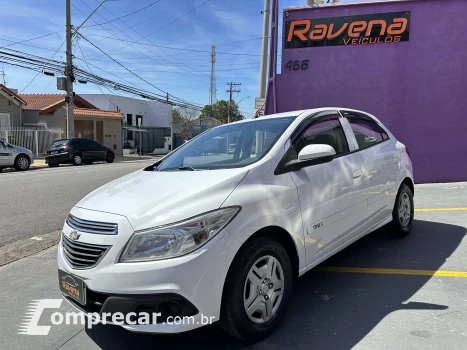 CHEVROLET ONIX 1.0 LT 4 portas