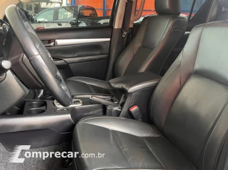 HILUX - 2.8 D-4D TURBO CD SRV 4X4 AUTOMÁTICO