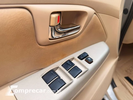 Hilux SW4 SRV D4-D 4x4 3.0 TDI Dies. Aut