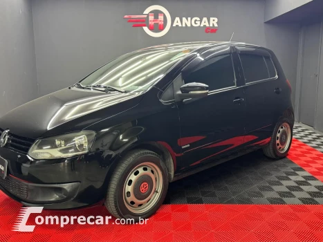Volkswagen FOX 1.6 MI 8V 4P MANUAL 4 portas