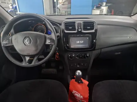 SANDERO - 1.6 STEPWAY 8V 4P MANUAL