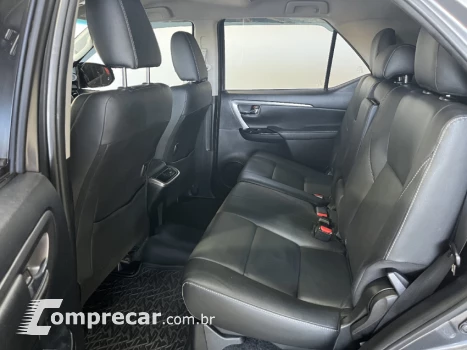 HILUX SW4 2.7 SRV 4X2 16V