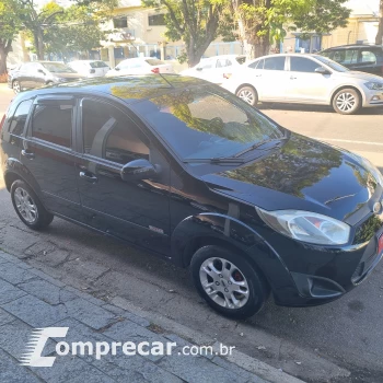 FORD FIESTA 1.6 MPI Class Hatch 8V 4 portas