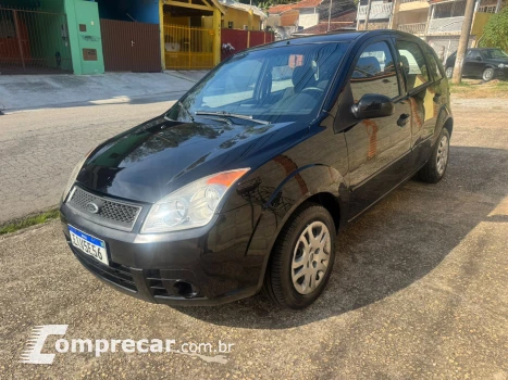 FIESTA 1.6 MPI Class Hatch 8V