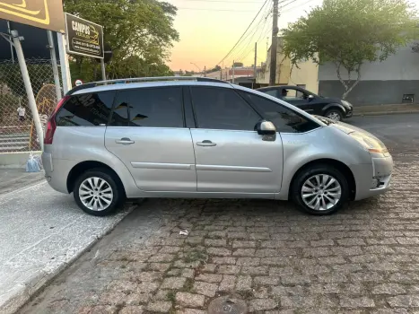 GRAND C4 2.0 I Picasso Exclusive 16V