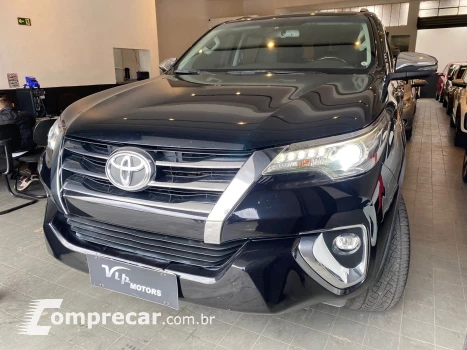 HILUX SW4 2.8 D-4d Turbo SRX Platinum 7L 4X4