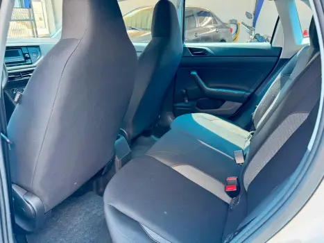 Polo Hatch 1.0 4P MPI TRACK