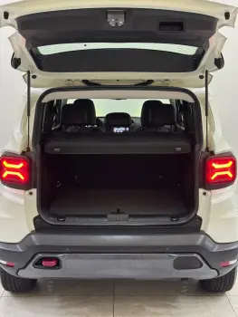 Renegade 1.3 16V 4P FLEX T270 TRAILHAWK 4X4 TURBO AUTOMÁTICO