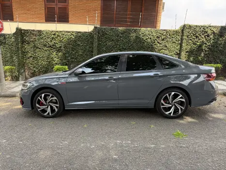 Volkswagen JETTA 2.0 350 TSI GLI 4 portas