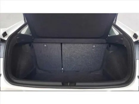 NIVUS 1.0 200 TSI TOTAL FLEX COMFORTLINE AUTOMÁTI