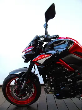 KAWASAKI Z900 ABS