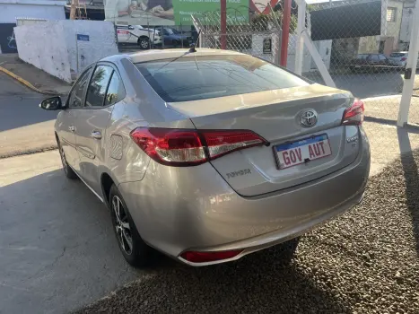 Yaris Sedan 1.5 16V 4P FLEX XS MULTIDRIVE AUTOMÁTICO CVT