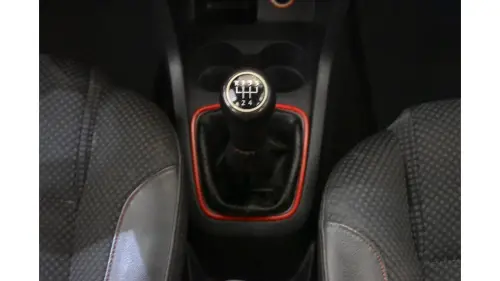 FOX - 1.6 MI ROCK IN RIO 8V 4P MANUAL