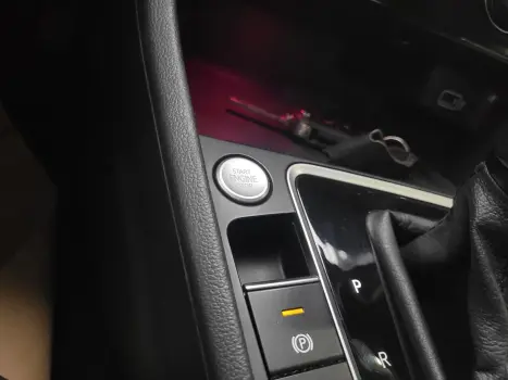 JETTA Comfort. 250 TSI 1.4 Flex 16v Aut.