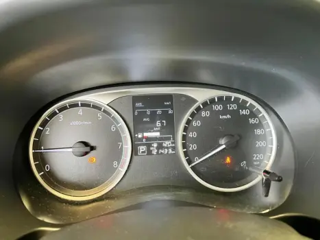 KICKS SV CVT 1.6 16V FLEX 5P AUT