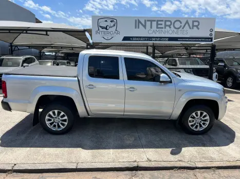 Volkswagen AMAROK 2.0 Trendline 4X4 CD 16V Turbo Intercooler 4 portas