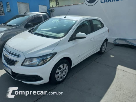 CHEVROLET ONIX 1.4 MPFI LT 8V 4 portas