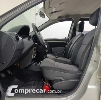 LOGAN 1.6 Expression 8V