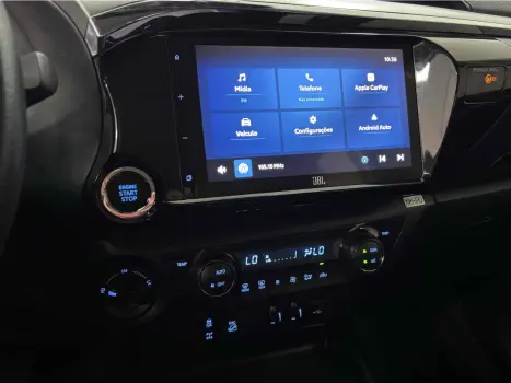 HILUX 2.8 D-4D TURBO DIESEL CD SRX PLUS 4X4 AUTOMÁTICO