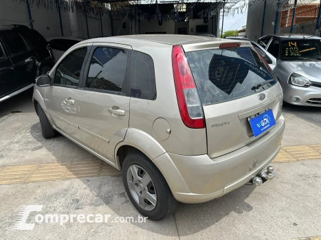 FIESTA 1.6 MPI Class Hatch 8V