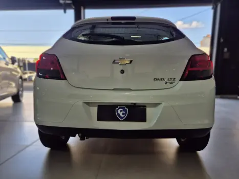 ONIX 1.4 MPFI LTZ 8V FLEX 4P AUTOMÁTICO