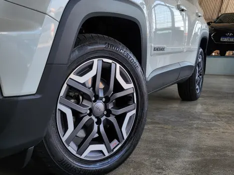 RENEGADE 1.3 T270 TURBO FLEX ALTITUDE AT6 SPORT