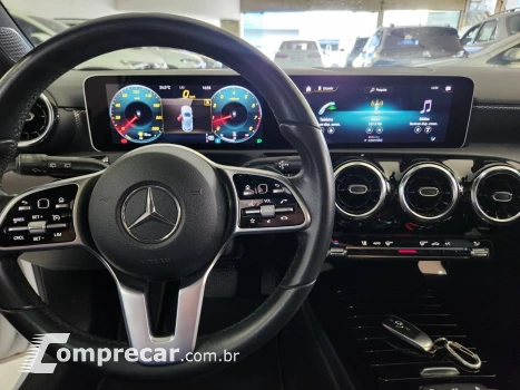 A 250 2.0 16V 4P CGI VISION 7G-DCT AUTOMÁTICO