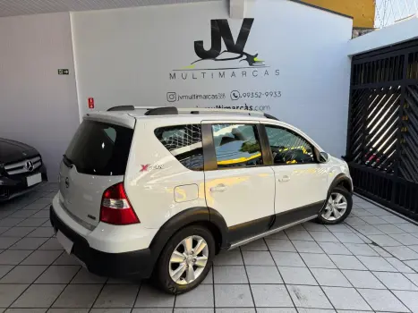 LIVINA 1.8 SL X-gear 16V