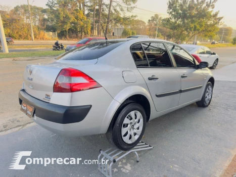 MÉGANE 1.6 Extreme Sedan 16V