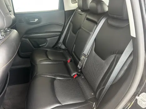 COMPASS LONGITUDE 2.0 4x2 Flex 16V Aut.