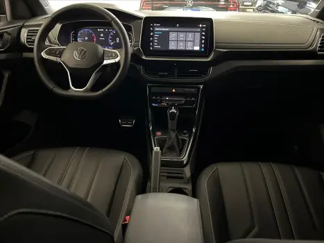 T-CROSS 1.4 250 TSI TOTAL FLEX HIGHLINE AUTOMÁTICO