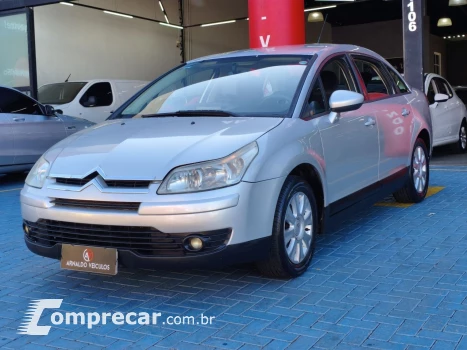 CITROEN C4 PALLAS GLX 2.0/2.0 Flex 16V Mec. 4 portas