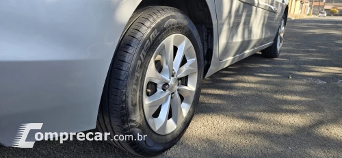 ONIX 1.0 Turbo Plus LT