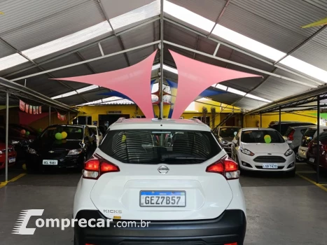 Kicks 1.6 16V Flexstart S Direct 4P Xtronic