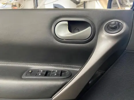 MEGANE SEDAN DYNAMIQUE 1.6 16V 4P