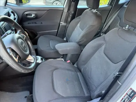 RENEGADE 2.0 16V Turbo Sport 4X4