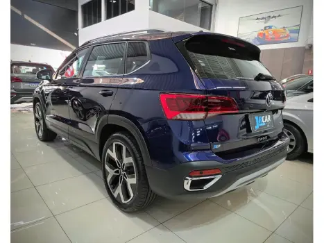 TAOS 1.4 250 TSI TOTAL FLEX HIGHLINE AUTOMÁTICO
