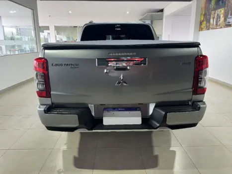 L200 TRITON 2.4 16V Turbo Sport HPE CD 4X4