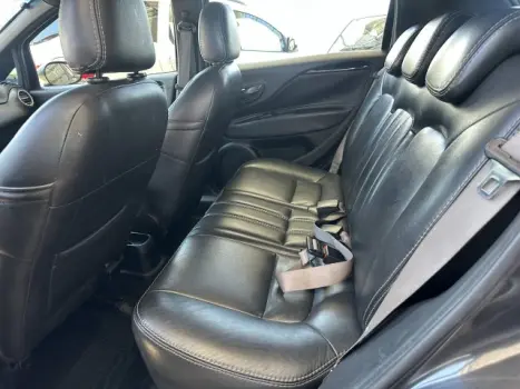 PUNTO - 1.8 BLACKMOTION 16V 4P AUTOMATIZADO