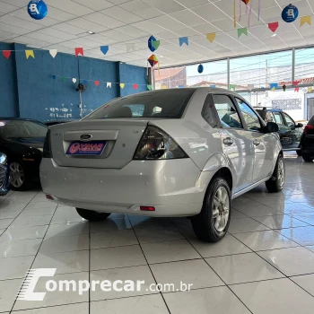 FIESTA 1.6 SE Sedan 16V