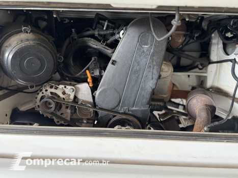 KOMBI 1.4 MI STD Escolar 8V