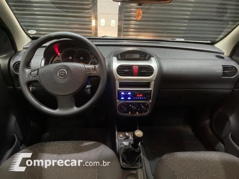 Corsa 1.4 Mpfi Premium Sedan 8V Flex 4P Manual