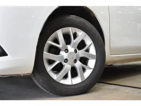 VERSA - 1.6 16V SV 4P XTRONIC