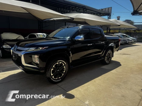 Mitsubishi L 200 Triton 2.4 16V SPORT HPE 4X4 CABINE DUPLA TURBO DIESEL 4 portas