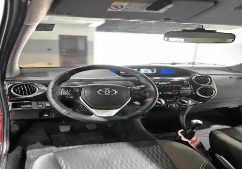 ETIOS 1.5 XS Sedan 16V