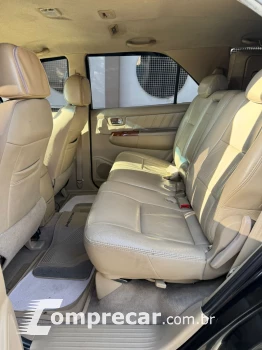 HILUX SW4 3.0 SRV 4X4 7 Lugares 16V Turbo Intercooler