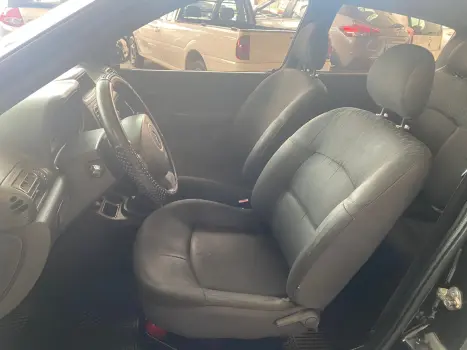 CLIO 1.0 Authentique 16V